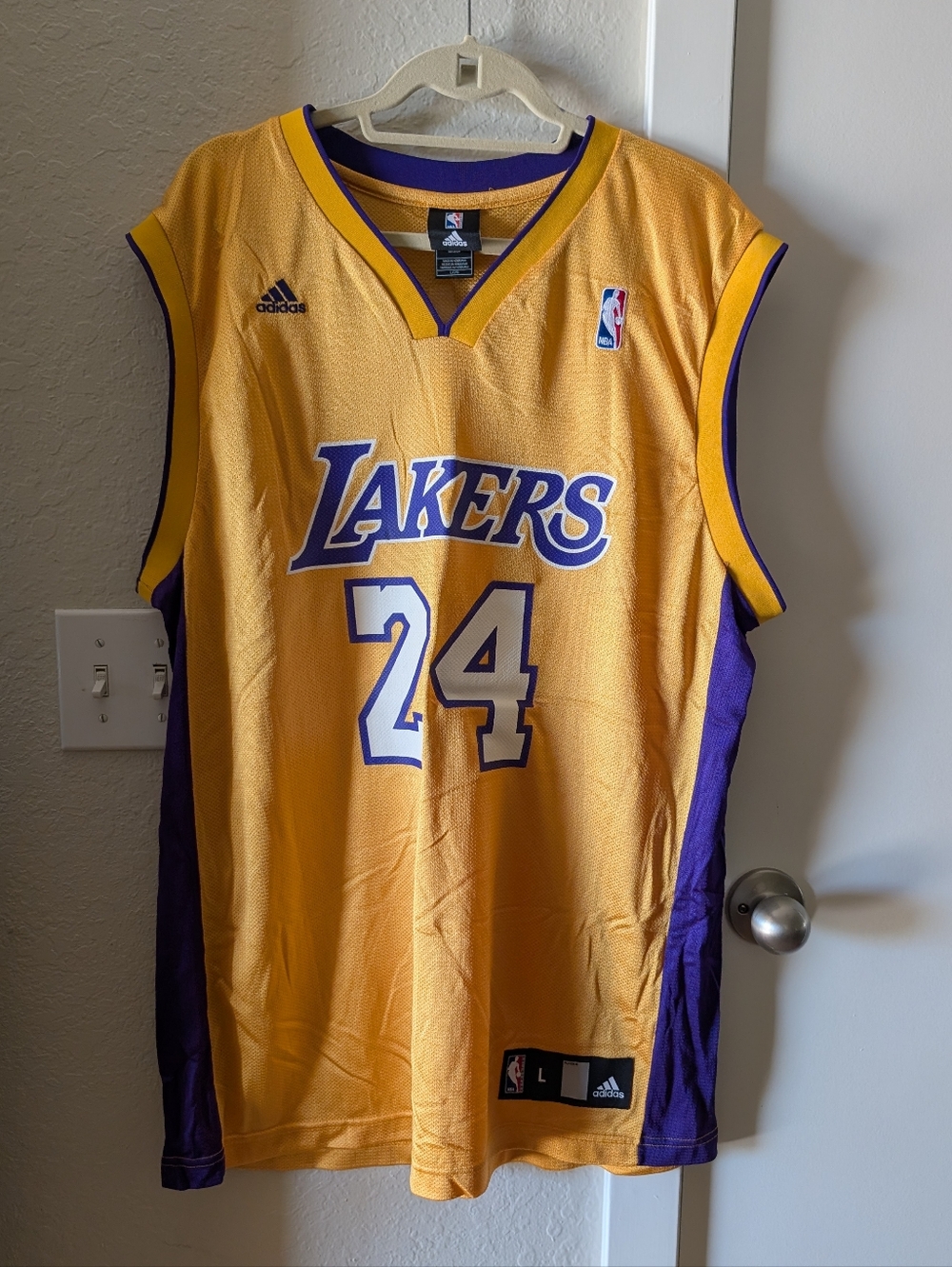 Official Kobe Bryant Lakers Jersey